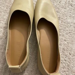COPY - Everlane Day Glove flat